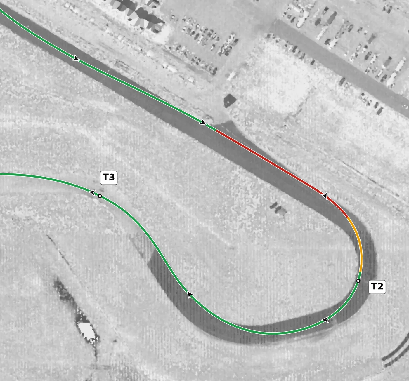 Autobahn (Full) T2 race line close-up: The most banked apex on the Full lap (+3.3%).