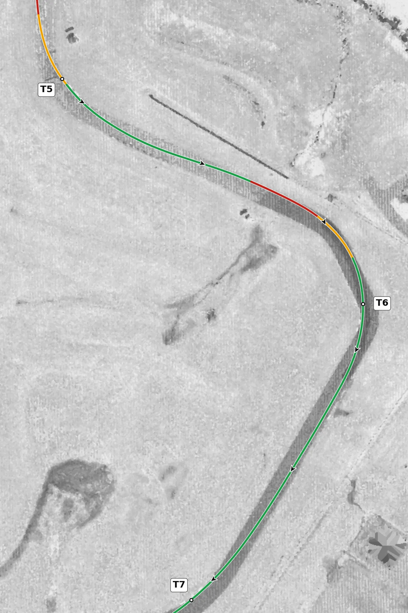 Autobahn (Full) T6 race line close-up: Banked +2.9% at the apex; climbs about 0.9 m to the apex and 1.0 m after it.