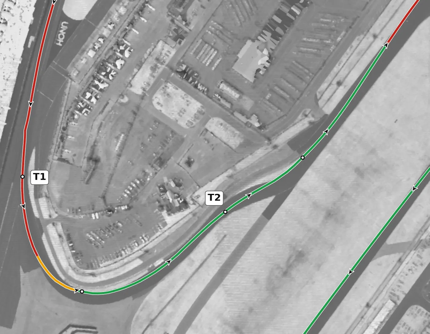 Daytona (road course) T2 race line close-up: The only slightly negative reading in the infield (−0.9%), and just 11–12 m wide.