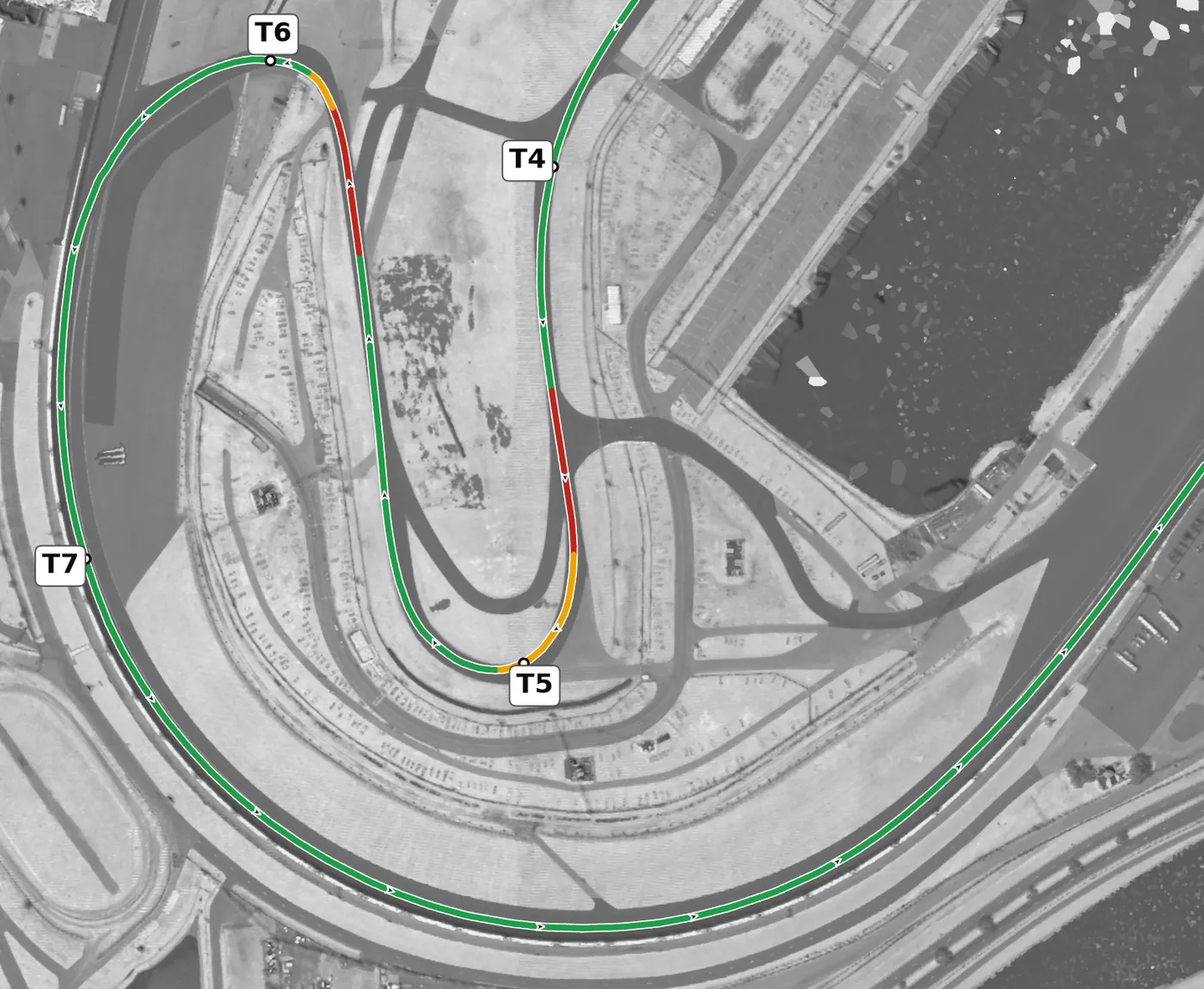 Daytona (road course) T7, the oval's Turns 1–2 race line close-up: 31° of banking (+59.5%) for about 870 m.