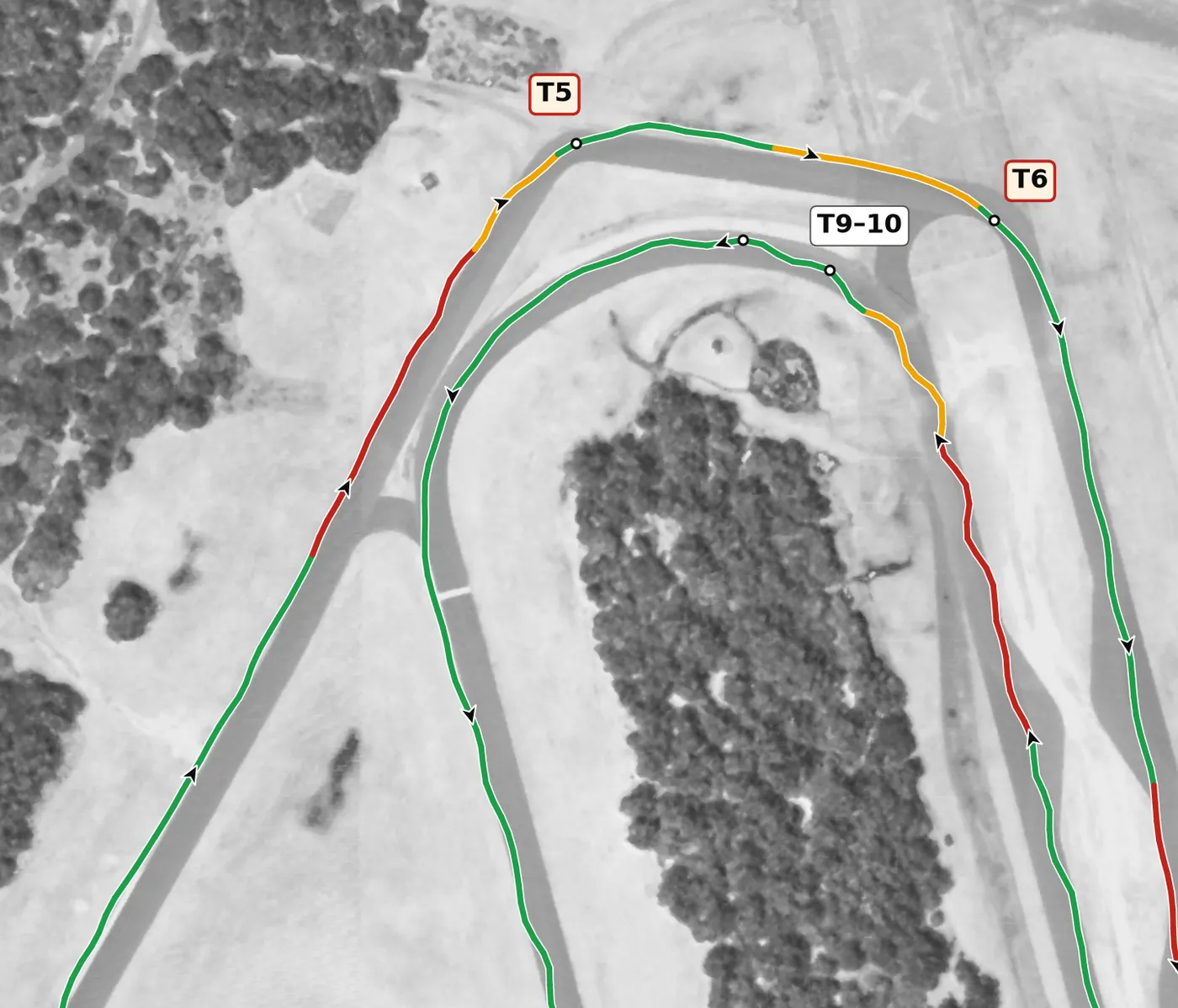 FIRM T5 race line close-up: Off camber at the apex (−0.6%).
