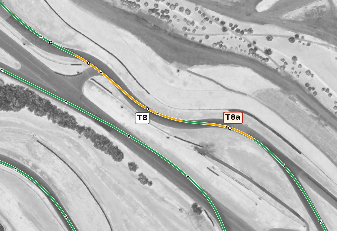 Sonoma Raceway T8–T8a, the Esses race line close-up: T8a is off camber (−1.3%) on a 4% descent; so is the unnumbered right just before T8.