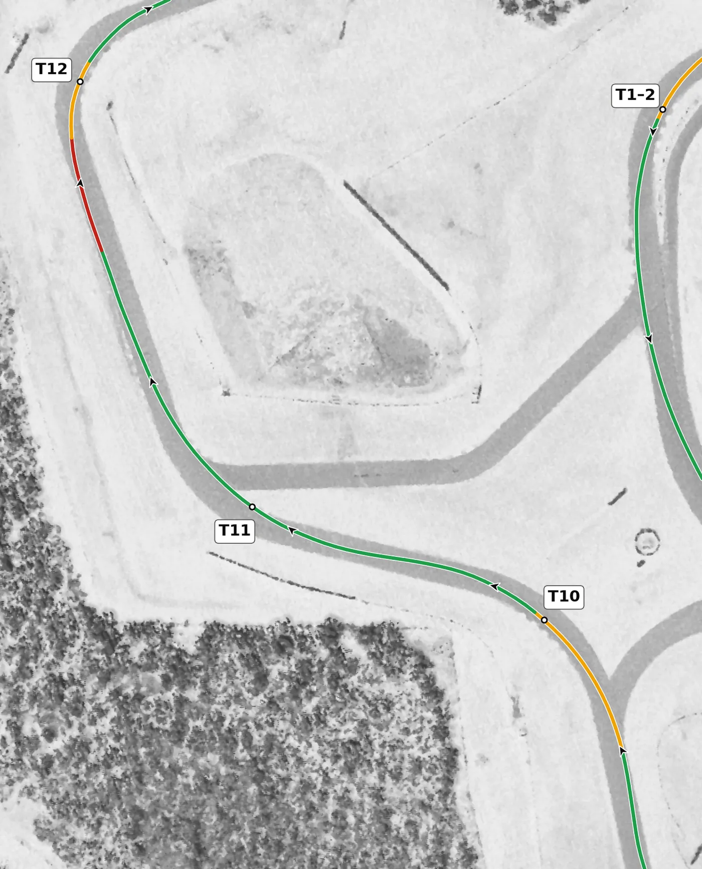 Pitt Race T11 race line close-up: Last of the esses: long and opening, +2.1% camber.