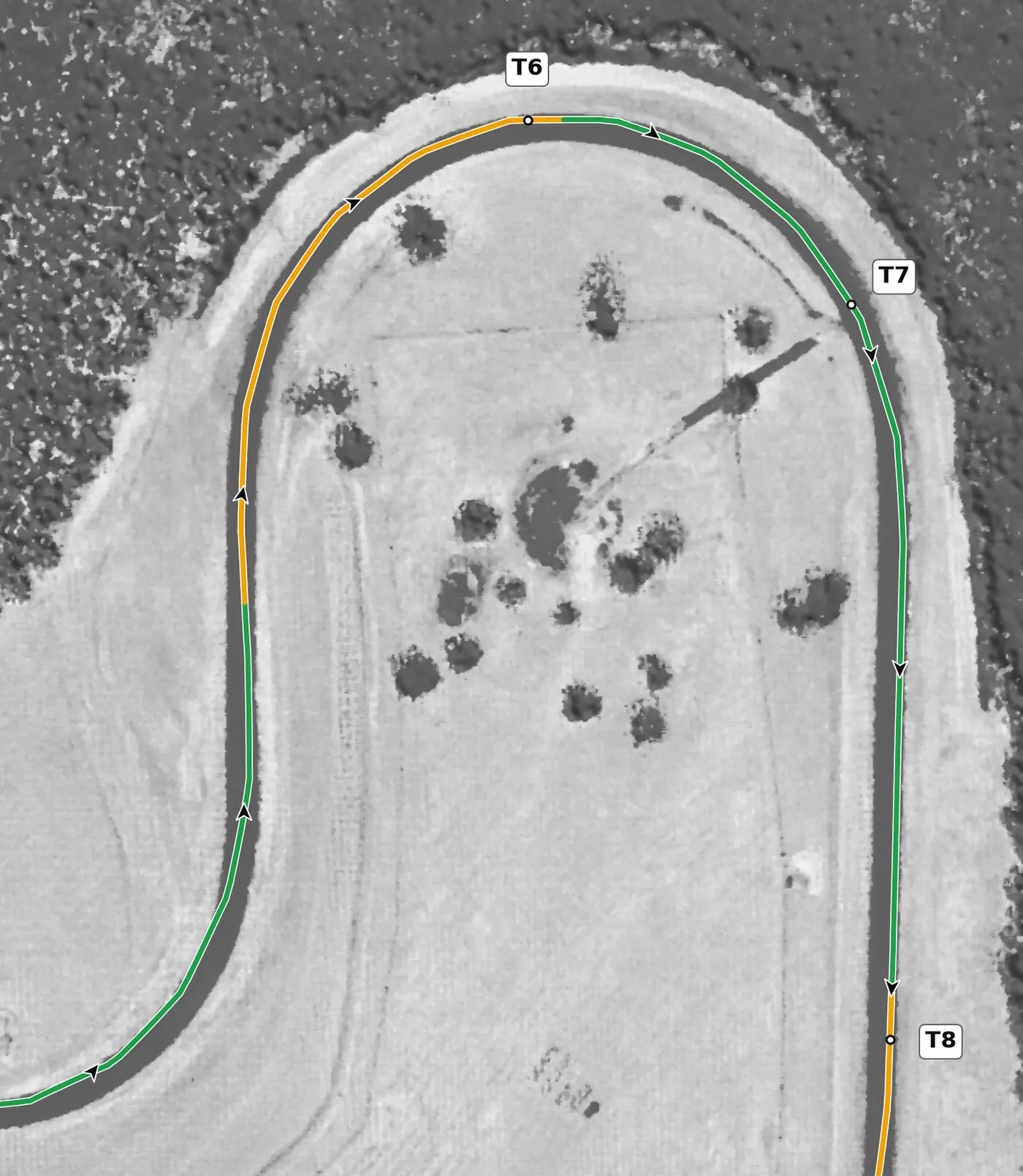 Roebling Road T6 race line close-up: A right-hand sweeper with the steepest descent on the lap on entry.