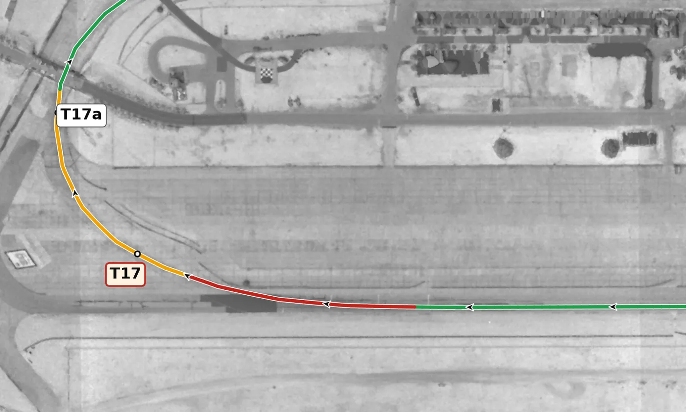 Sebring T17 race line close-up: Off camber at the apex (−0.6%), on the old runway concrete.