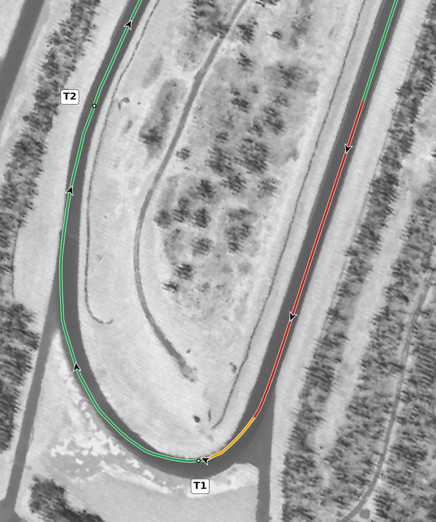 Summit Point T1 race line close-up: The slowest corner on the lap (radius about 28 m): banked +4.2% and level at the apex, with a slightly uphill braking zone.