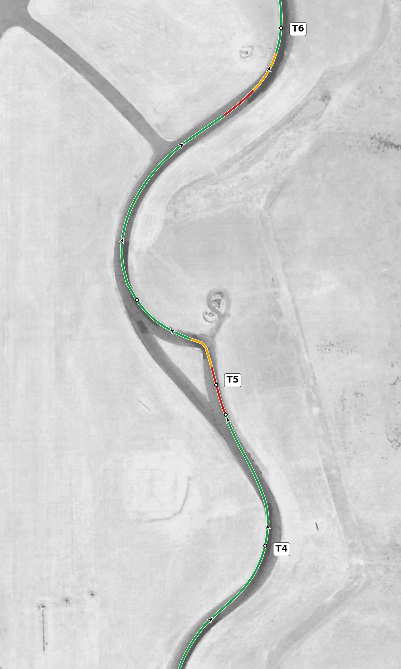 Thunderhill (East) T5, the Cyclone race line close-up: Climbs at +14% to a blind crest, then drops at −15%. The left over the crest is banked (+3.6%); the right after it is off camber (−3.1%).