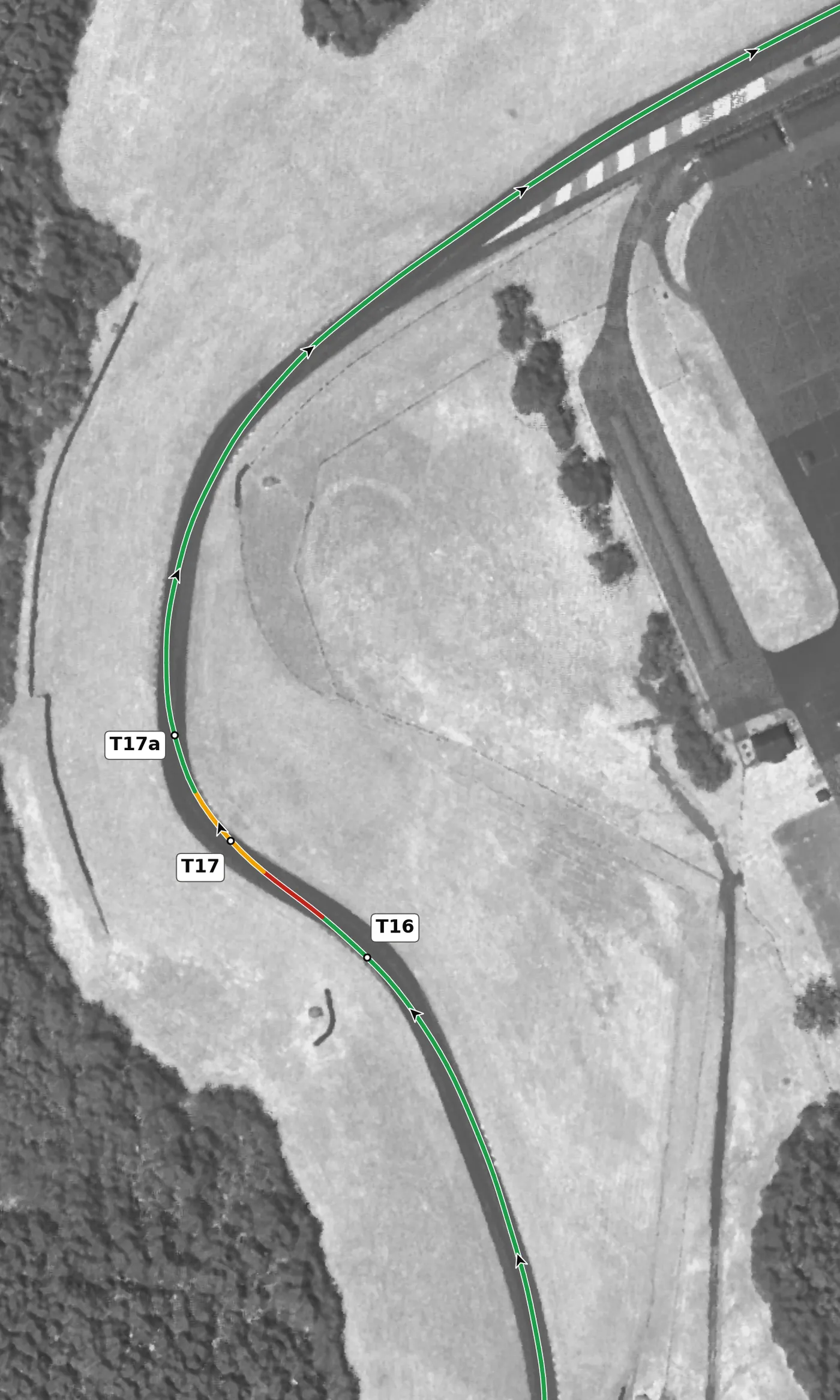 VIR North T17–T17a race line close-up: Hog Pen: downhill onto the front straight.