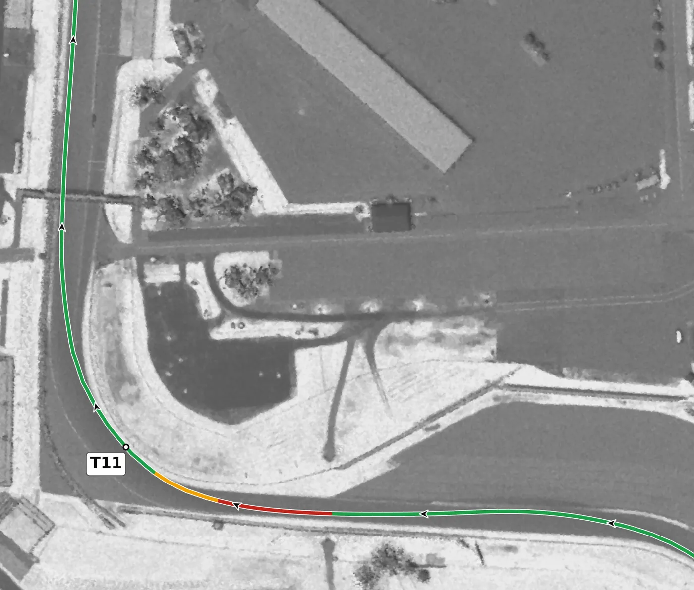 Watkins Glen T11 race line close-up: Banked +10.2%, the joint-most on the lap, and gently downhill (−1.0%).