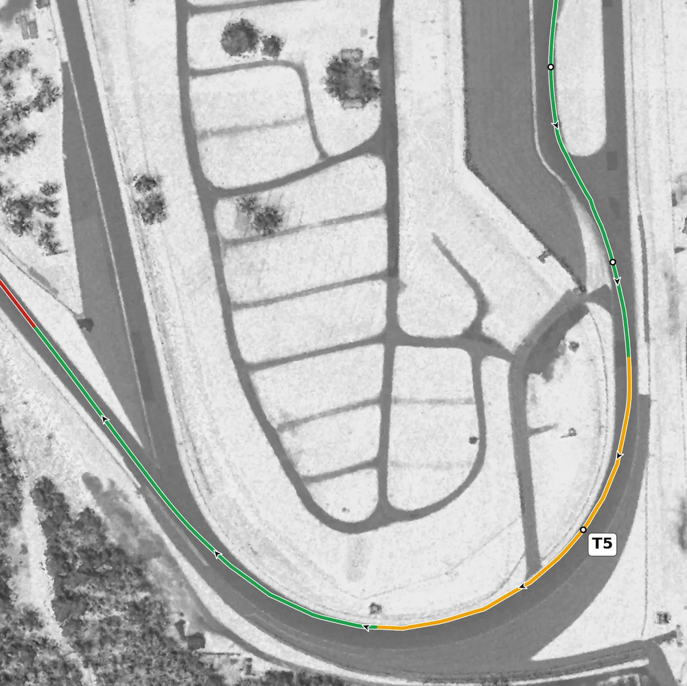 Watkins Glen T5 race line close-up: Banked +9.8%; it crests the top of the circuit, then falls 11.1 m from apex to exit.